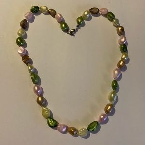 Shiny Stone Necklace